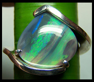 Bagues en Or massif 18 carats ou Argent 925 et Opale