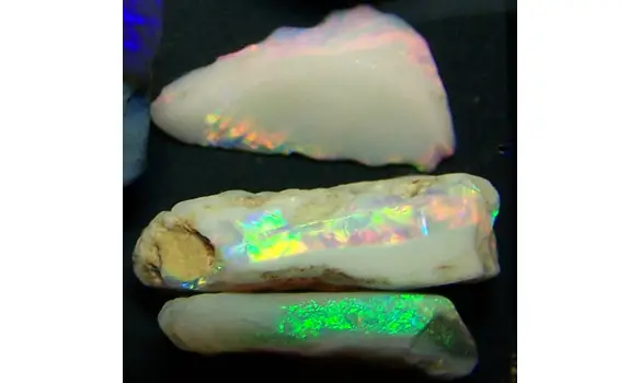 OPALE NOIRE BRUTE 505 CT L.RIDGE