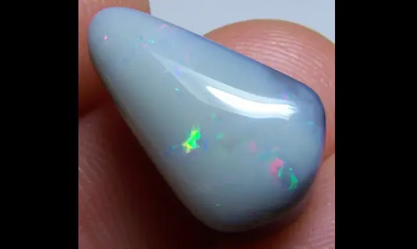 BLACK OPAL 11.30 CT LIGHTNING RIDGE