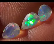 3 WELO FACETED CRYSTAL OPAL 0.95 CT