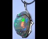 PENDENTIF OR 18 K OPALE ETHIOPIE DIAMANT