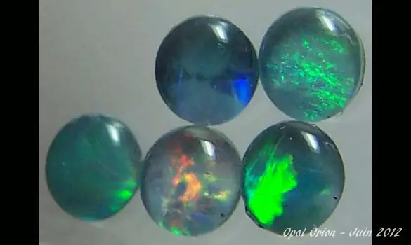 5 OPALES TRIPLET RONDES 5mm AUSTRALIE