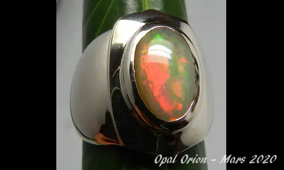 18 K WHITE GOLD RING MEN & OPAL