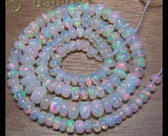 COLLIER PERLES 94.35 CT OPALES WELO