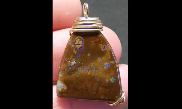 PENDENTIF OR 14K GF - OPALE KOROIT