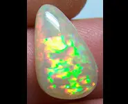 FLOATING 3D HONEYCOMB OPAL 4.30 CT WELO 