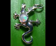PENDENTIF GECKO ARGENT 925 - OPALE NOIRE