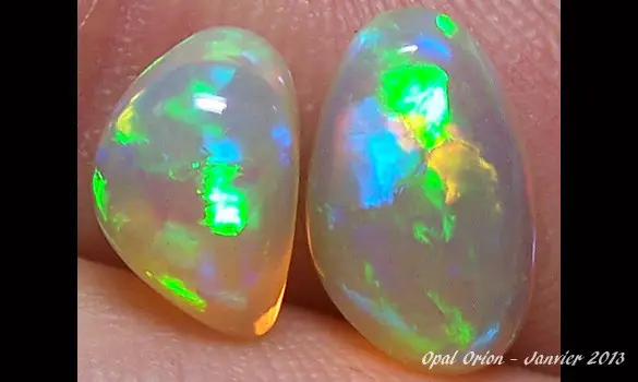 SET 2 CRISTAL OPALS 3.70 CT WELO
