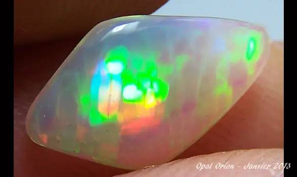 FANTASTIQUE OPALE CRISTAL 1.15 CT