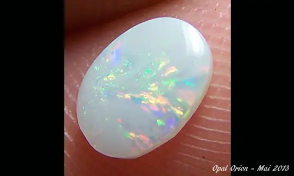 DARK OPAL 0.40 CT L. RIDGE AUSTRALIA