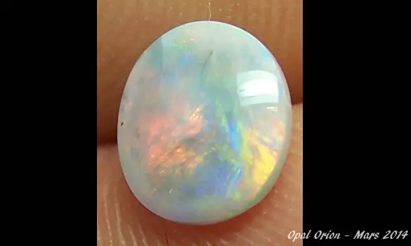 DARK OPAL 0.95 CT LIGHTNING RIDGE