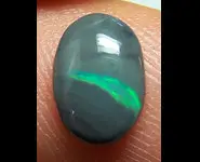 OPALE NOBLE NOIRE 0.90 CT AUSTRALIE