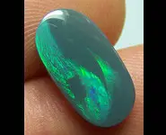 OPALE NOIRE 3.60 CT PIERRE AUSTRALIE