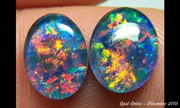 2 OPALS TRIPLET 10x8mm AUSTRALIA