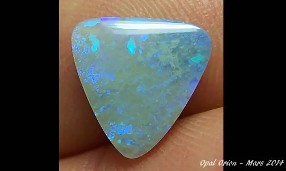 OPALE DARK 2.15 CT PIERRE AUSTRALIE