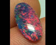 RED OPAL TRIPLET 14x7mm OVAL