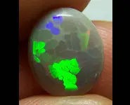 DARK HONEYCOMB OPAL 2.25 CT ETHIOPIA