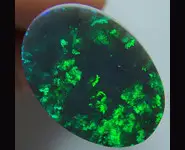 GROSSE OPALE NOIRE 10.65 CT AUSTRALIE