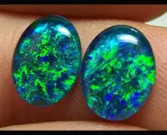 2 OPALES TRIPLET 10x8mm AUSTRALIE