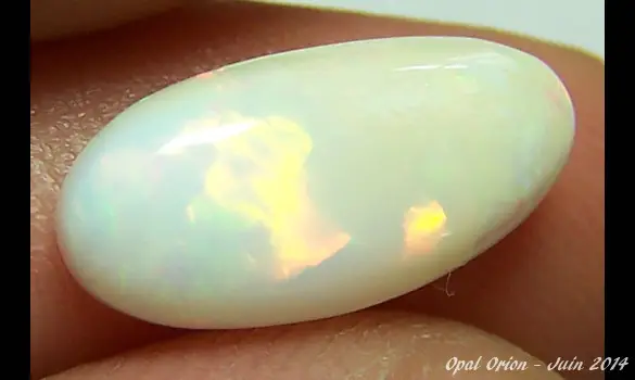 WHITE OPAL 2.20 CT ETHIOPIA WELO