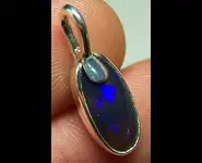 SILVER 925 PENDANT & AUSTRALIAN OPAL