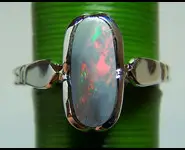 SILVER 925 RING & AUSTRALIAN OPAL