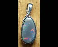 SILVER 925 PENDANT & AUSTRALIAN OPAL