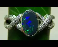 SILVER 925 RING & AUSTRALIAN BLACK OPAL