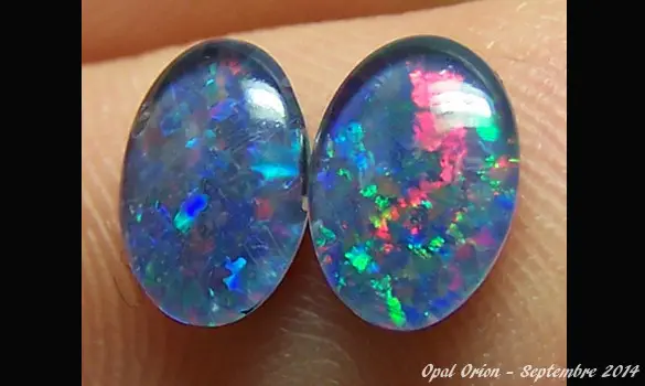 2 OPALES TRIPLET 8x6mm AUSTRALIE