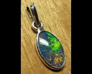 SILVER 925 PENDANT & TRIPLET OPAL