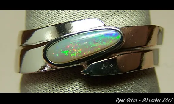 BAGUE ARGENT 925 & OPALE AUSTRALIE