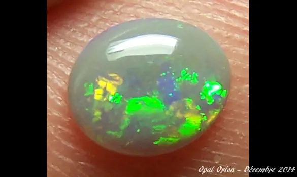 DARK OPAL 0.45 CT AUSTRALIA L. RIDGE