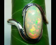 SILVER 925 RING & ETHIOPIAN OPAL