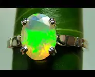 BAGUE ARGENT 925 & OPALE FACETTEE