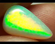 OPALE NID D'ABEILLE 3.10 CT ETHIOPIE