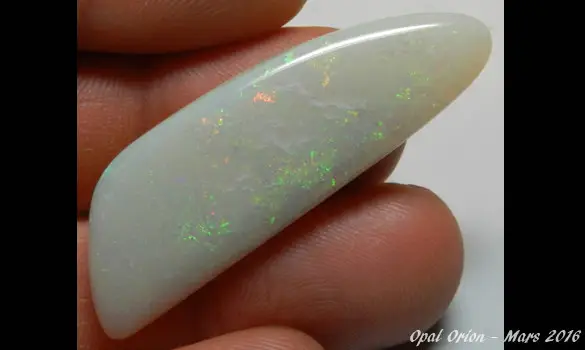 DARK OPAL 24.90 CT AUSTRALIA L. RIDGE