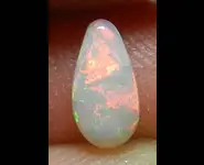 WHITE OPAL 0.35 CT AUSTRALIA L. RIDGE