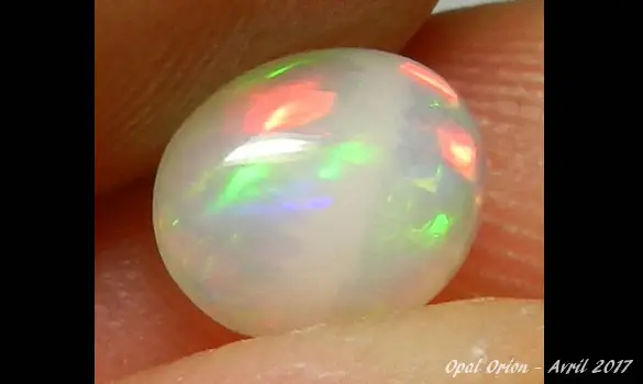 PIERRE OPALE CRISTAL 0.65 CT ETHIOPIE