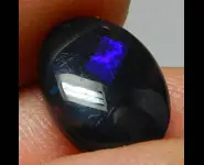 OPALE NOIRE CRISTAL 2.35 CT AUSTRALIE