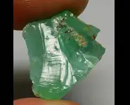 OPALE VERTE PRASE CHRYSOPRASE TANZANIE