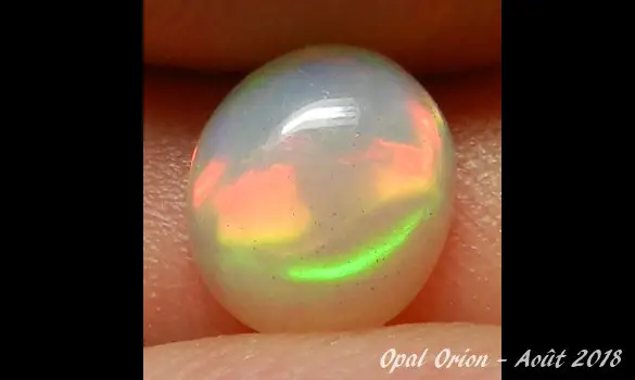 SMILEY OPALE CRISTAL 0.90 CT ETHIOPIE