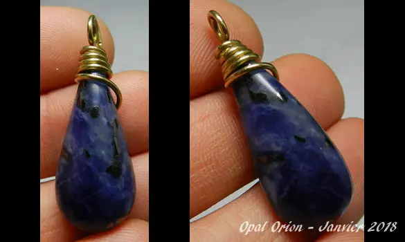 NATURAL SODALITE PENDANT