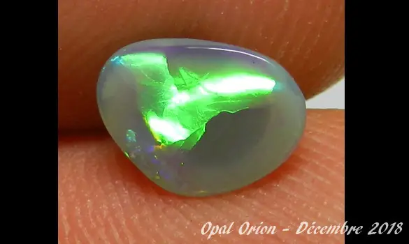 OPALE DARK 1.30 CT PIERRE AUSTRALIE