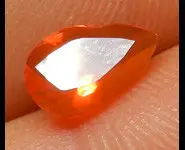 OPALE DE FEU FACETTE ORANGE MEXIQUE