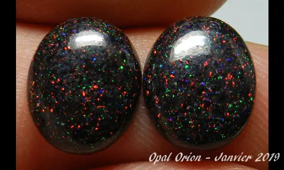OVAL BLACK OPAL ANDAMOOKA AUSTRALIA