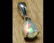 PENDENTIF BIJOU ARGENT OPALE FACETTEE