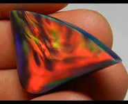 OPALE AURORA SYNTHETIQUE