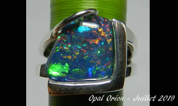 SILVER 925 RING & AUSTRALIAN OPAL