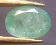 EMERAUDE Green 1.70 CT 100% Natural