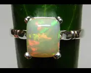 SILVER 925 RING & ETHIOPIAN OPAL